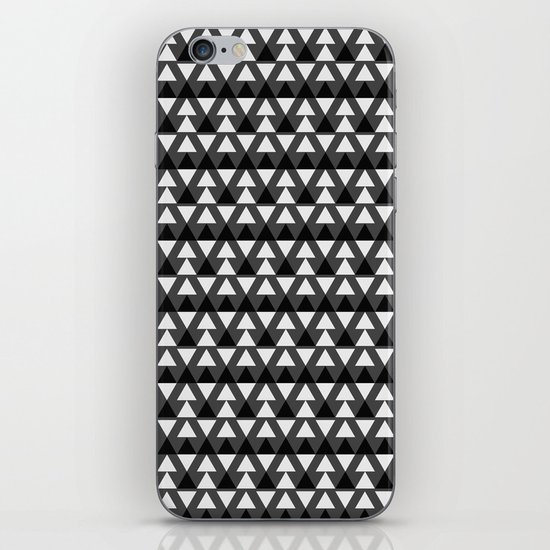 Black & White Triangles iPhone & iPod Skin