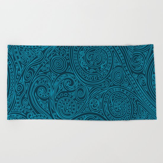 Doodle spiral sea green Beach Towel
