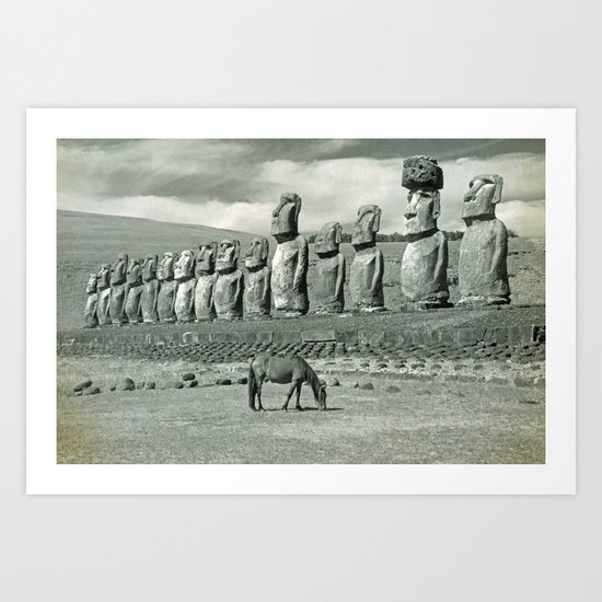 EASTER ISLAND VISTA Art Print
