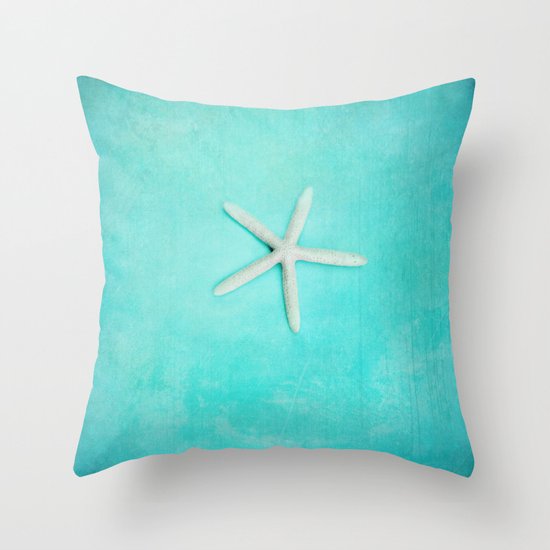 starfish-2 Throw Pillow by Sylvia Cook Photography Society6