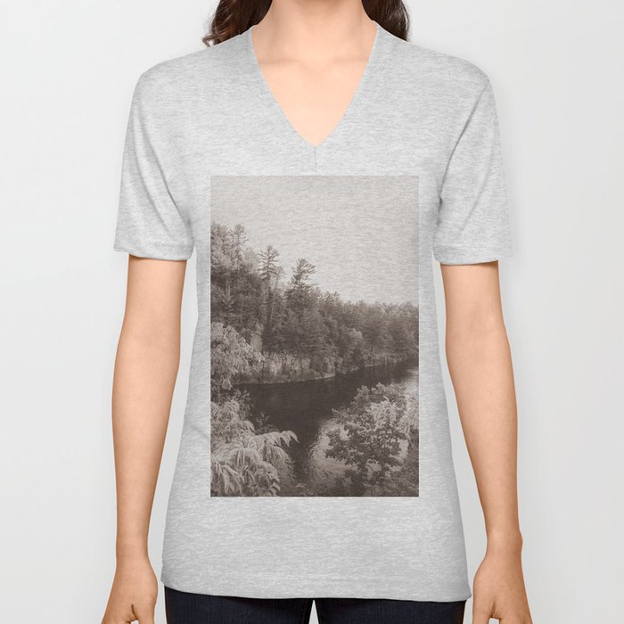 Vintage River Views MN V Neck T Shirt
