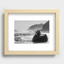 Block Island in Black and White (Couple at Mohegan Bluffs) Recessed Framed Print