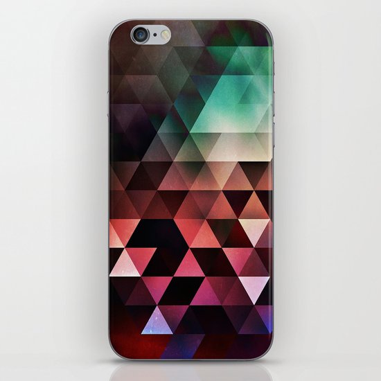 gyyn tydyy iPhone & iPod Skin