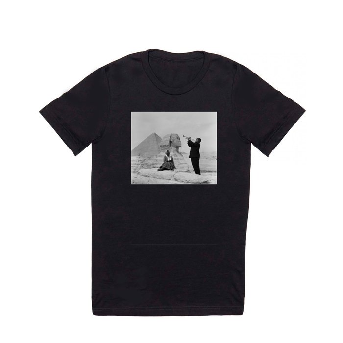 Louis Armstrong Playing In Front of The Sphinx T-shirt On Sale