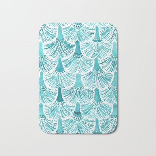 MERMAID TAILS Nautical Scallop Pattern Bath Mat