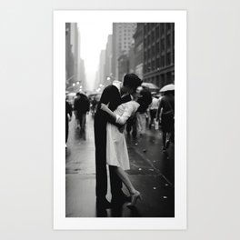 The kiss; Times Square classic romantic vintage poster black and white photograph Art Print