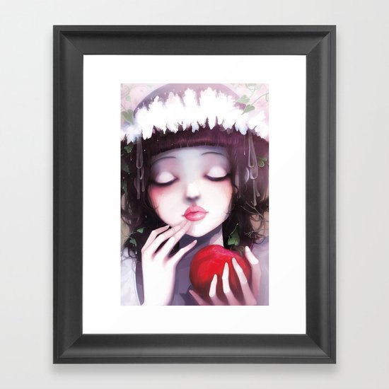 Snow white Framed Art Print