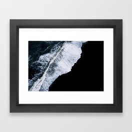 Waves crashing on a black sand beach – minimalist Landscape Photography Gerahmter Kunstdruck