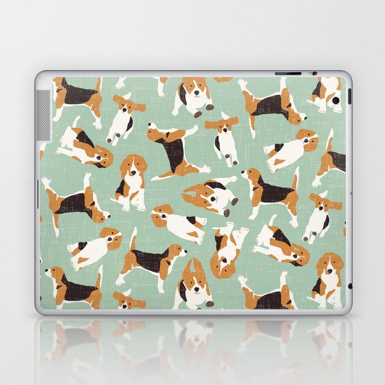 beagle scatter mint Laptop & iPad Skin