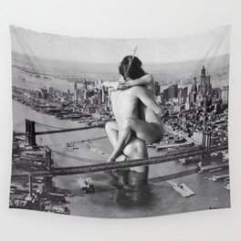 In Love With this city Wall Tapestry