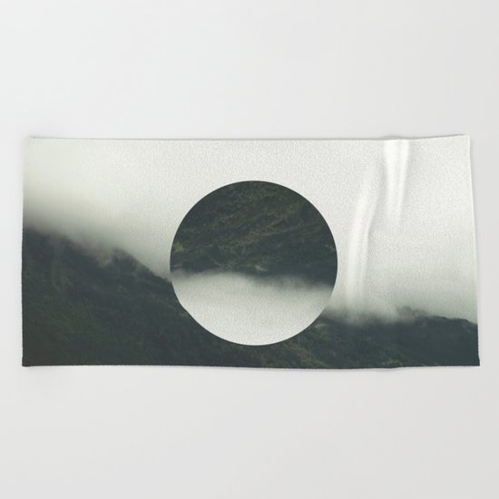 HOLLOW NATURE Beach Towel