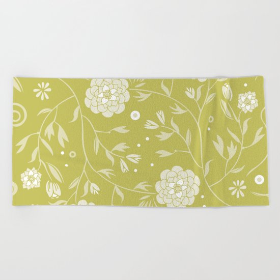Sunny floral pattern Beach Towel