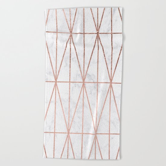 Modern geometric triangles faux rose gold pattern on white marble Beach Towel