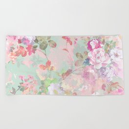 Vintage botanical blush pink mint green floral pattern Beach Towel