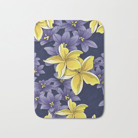 Complementary flowers Bath Mat