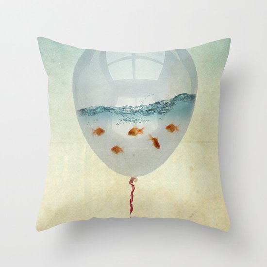 balloon fish o2, freedom in a bubble Throw Pillow