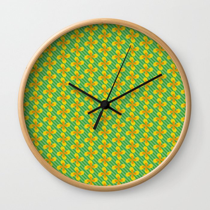Drop Flower Pattern Wall Clock