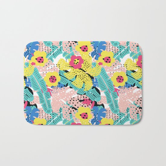 Tropical floral pattern Bath Mat