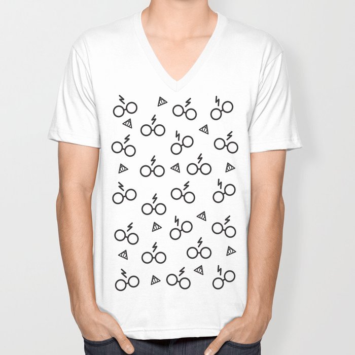 https://ctl.s6img.com/society6/img/6DzCVcpSkBlDiGoiwNI0NXFxSew/w_700/vneck-tshirts/men/greybg/white/~artwork,bg_FFFFFFFF,fw_3300,fh_5100,iw_3300,ih_5100/s6-0077/a/31090748_10116878/~~/harrypotter-glasses-scar-print-vneck-tshirts.jpg