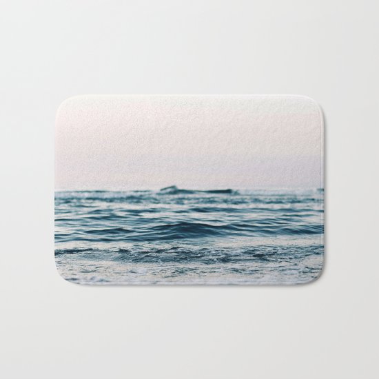 Sea Water Flow Bath Mat