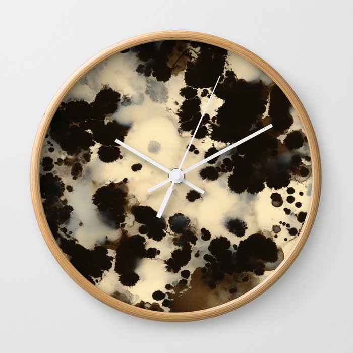 Black and White Tortoiseshell Pattern