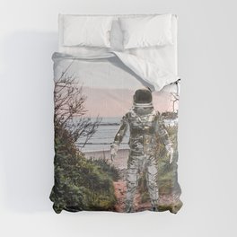 Astronaut at the Beach | Coastal Sunrise Comforter