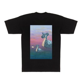 Swimming with Lapras. T Shirt
