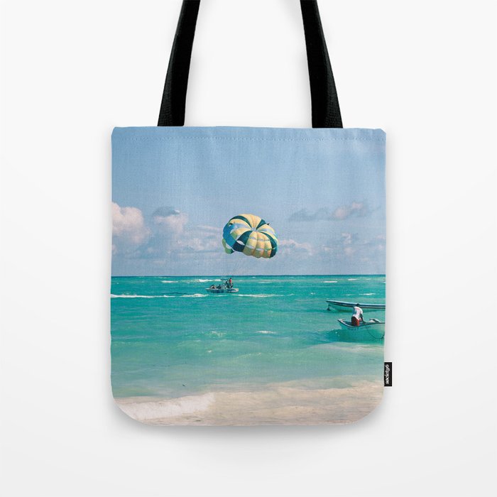 Dreaming of vacation Tote Bag