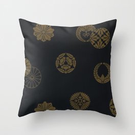 Vintage Japanese pattern Throw Pillow
