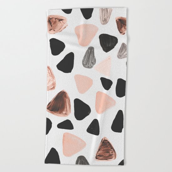 Rounded Triangles Beach Towel