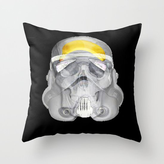 stormtrooper x-ray Throw Pillow