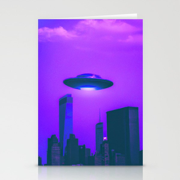 UFO Sighting | NYC cityscape | Vaporwave Aesthetics Stationery Cards