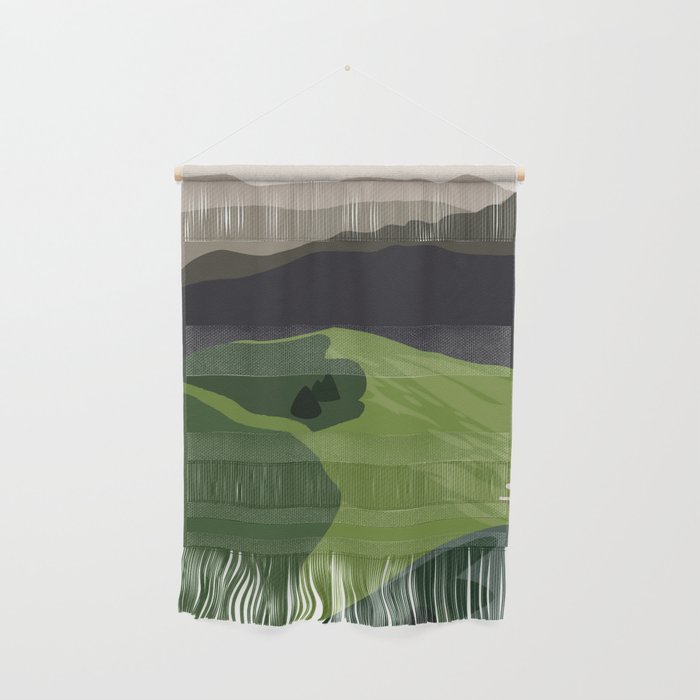 山 Wall Hanging