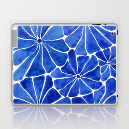 Groovy 60s inspired flowers in Pantone Classic Blue Laptop & iPad Skin