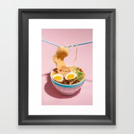 Loose Knit Gerahmter Kunstdruck | Hdr, Curated, Digital, Color, Noodles, Ramen, Photo, Digital Manipulation, Pink 