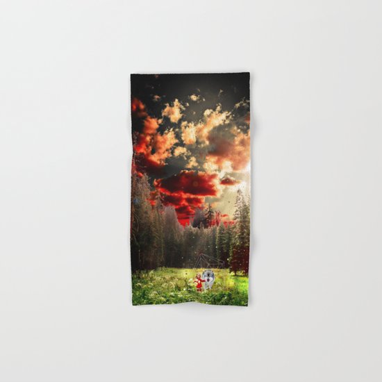 THE REAL STORY OF THE LITTLE RED RIDING HOOD Hand & Bath Towel