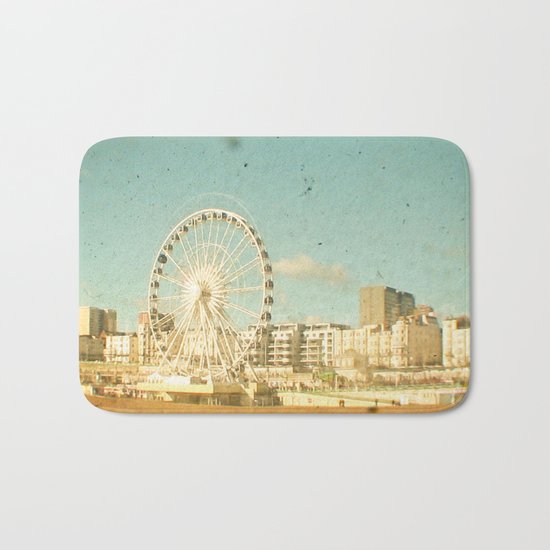 Brighton Wheel Bath Mat