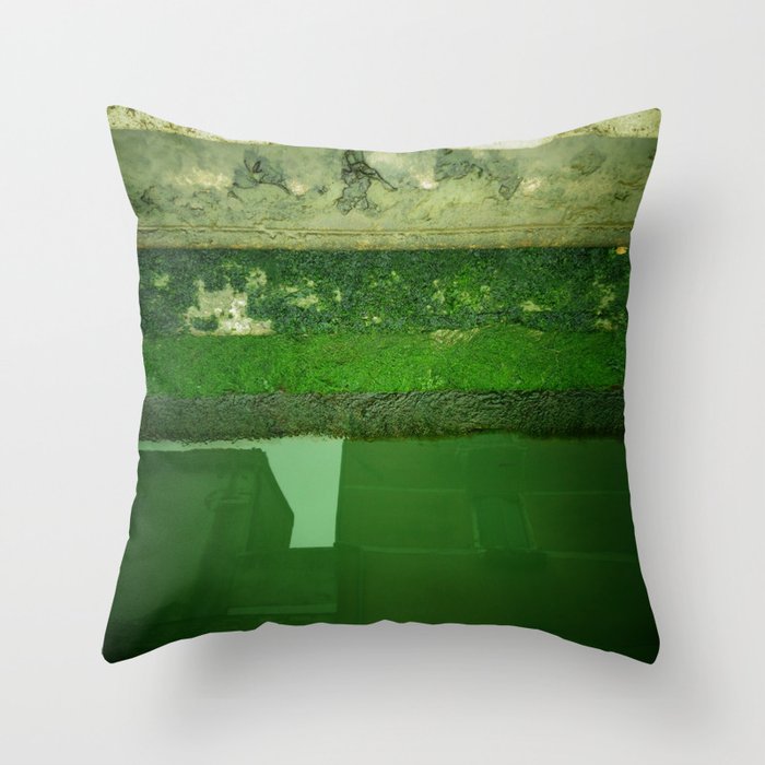 VENEZIA Throw Pillow