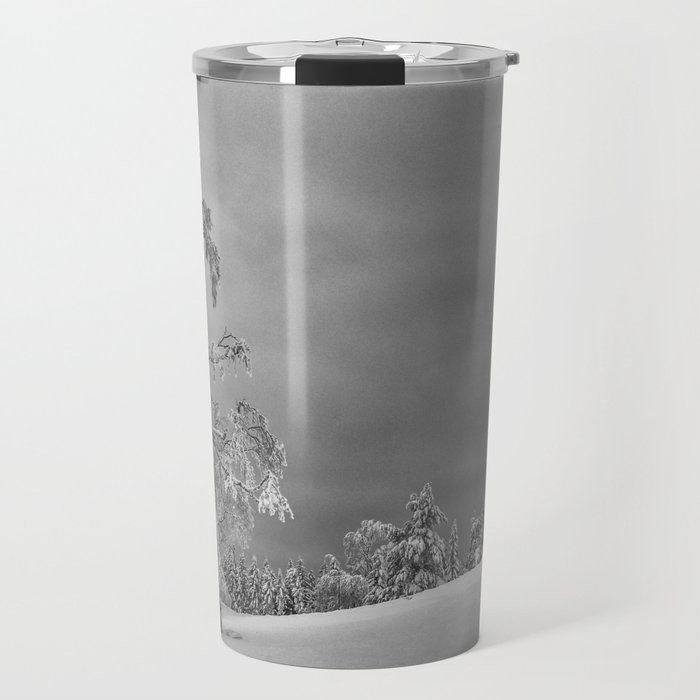 Solitary Snowy Tree in Black and White - Landscape Photography Travel Mug