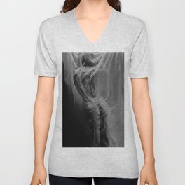Behind the Veil female nude black and white artistic photograph / photography / photographs wall decor V Neck T Shirt