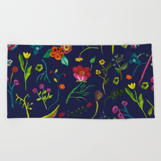 Floral love I pattern Beach Towel