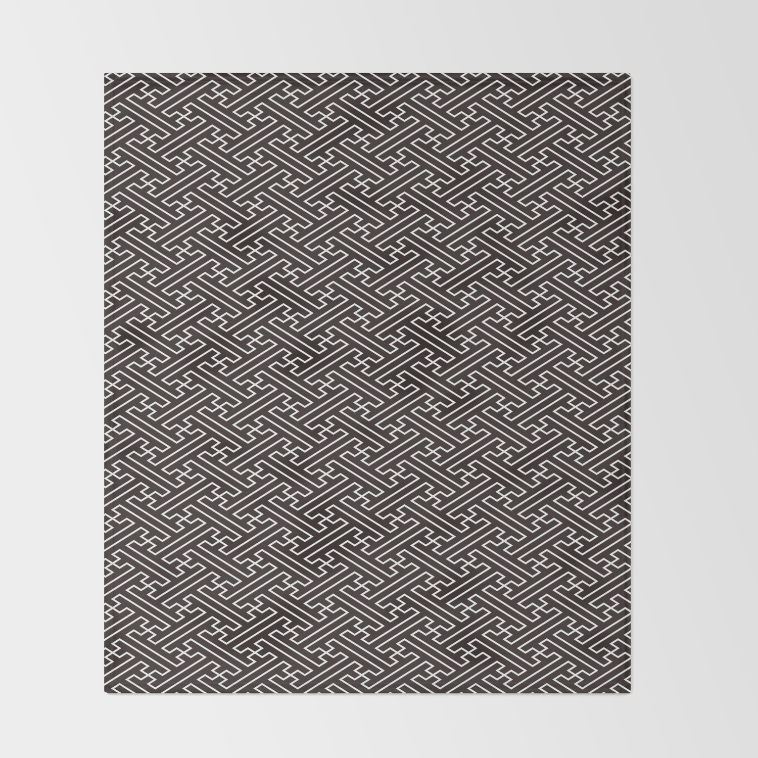 Black Auspicious Sayagata Japanese Kimono Pattern Throw Blanket By Gomineko Society6 Kimono are wrapped around the body, always with the left side over the right and secured by a sash they always have crests, and the patterns, which may incorporate gold and silver, are only below the they wear a complete plain back silk with five crests over white undergarments and white tabi. black auspicious sayagata japanese kimono pattern throw blanket by gomineko