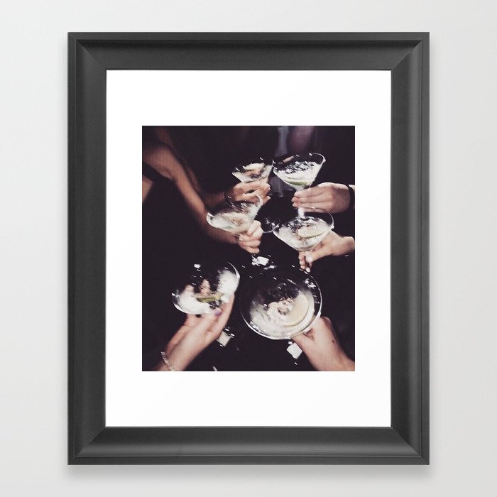 Shaken not Stirred Gerahmter Kunstdruck | Fotografie, Martini, Chic, Mode, Tumblr, Pinterest, Party, Vintage, Cool, Ästhetisch