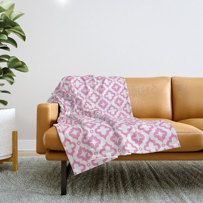Pink Ornamental Arabic Pattern Throw Blanket