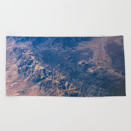 Climb The Mountains Beach Towel