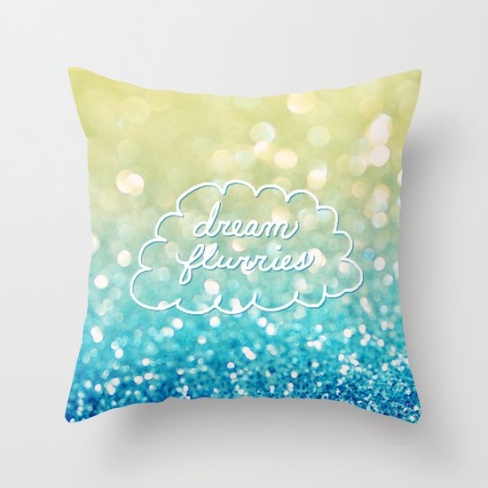dream flurries Throw Pillow