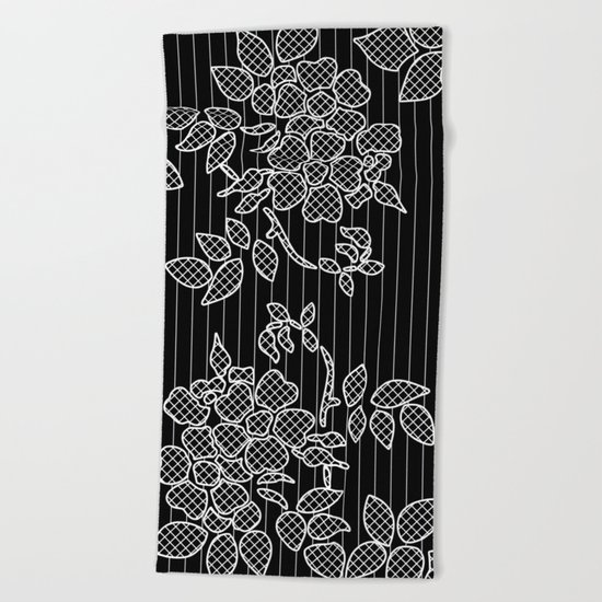 LIVING IN BLACK AND WHITE Beach Towel