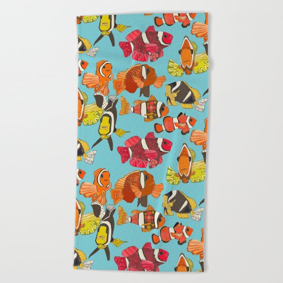 clownfish blue Beach Towel
