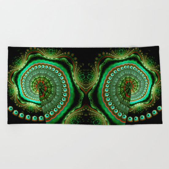 Pretty eyes, swirling pattern abstract Beach Towel