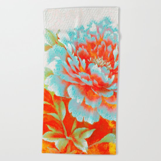 textured floral Beach Towel